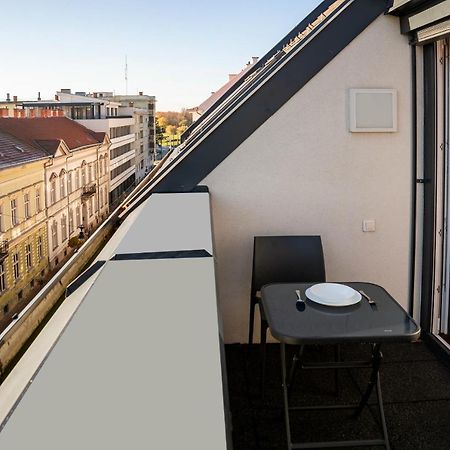 Dream Apartman 1 With Free Parking Győr Exterior foto