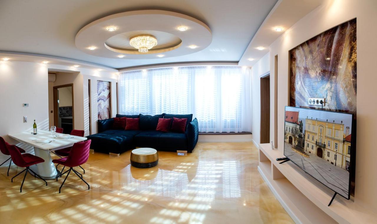 Dream Apartman 1 With Free Parking Győr Exterior foto